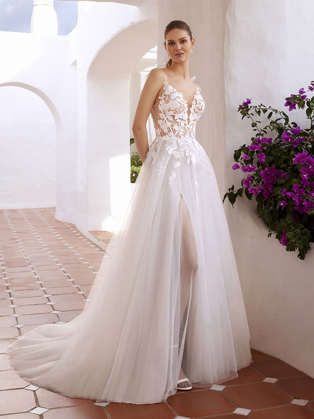Enzoani Love Clover